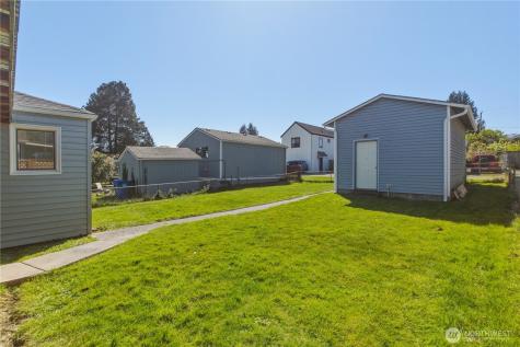 9013 11th Ave SW Seattle WA 98106