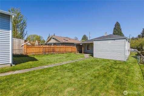 9013 11th Ave SW Seattle WA 98106