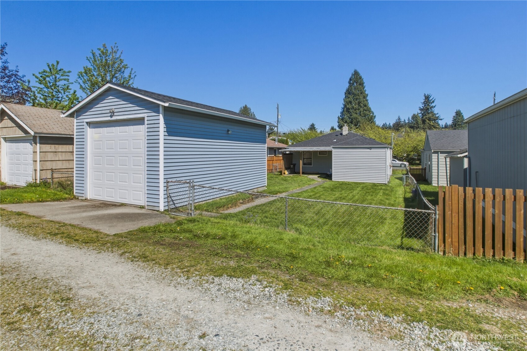 9013 11th Ave SW Seattle WA 98106