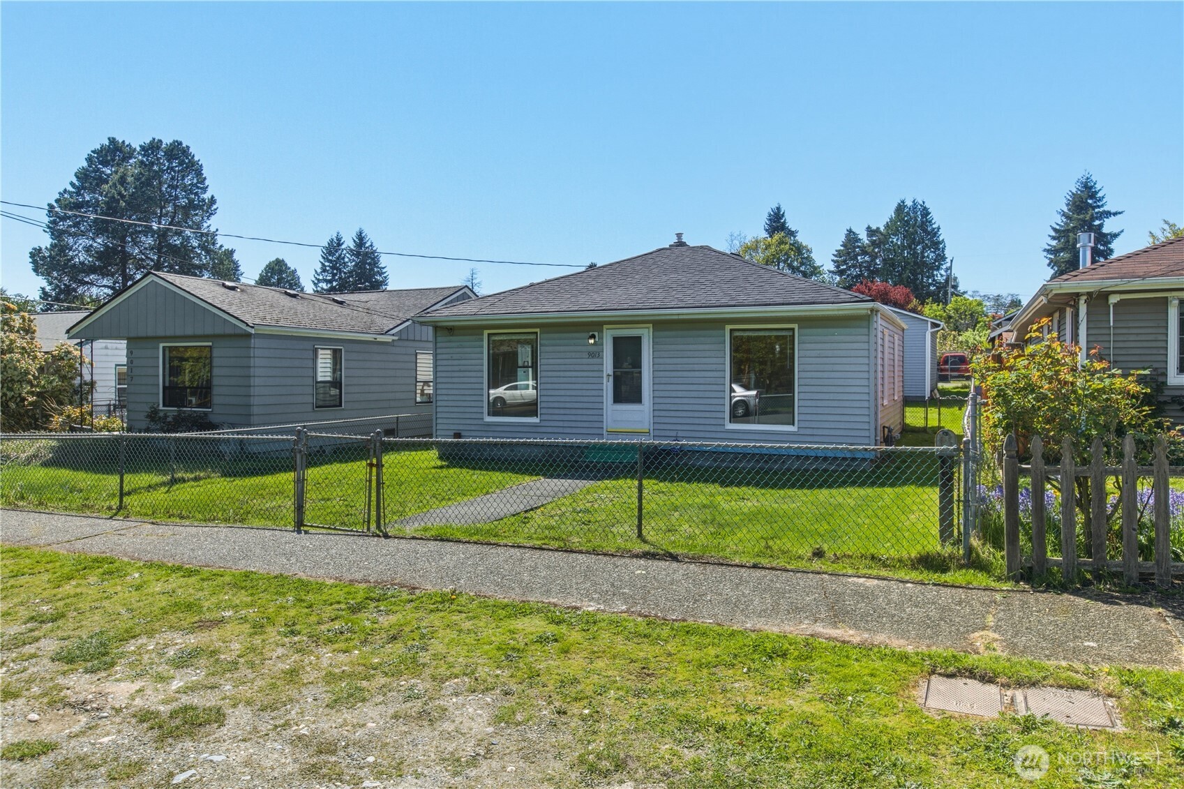 9013 11th Ave SW Seattle WA 98106