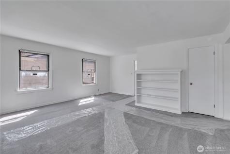 9013 11th Ave SW Seattle WA 98106
