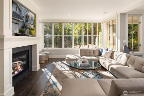 3645 92nd Avenue SE Mercer Island WA 98040
