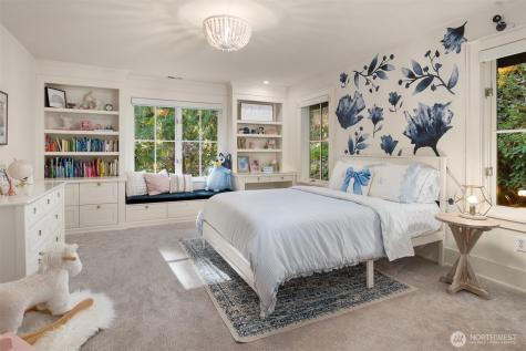 3645 92nd Avenue SE Mercer Island WA 98040