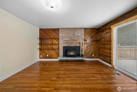 9717 14th Avenue NW Seattle WA 98117