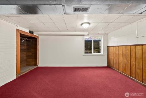 9717 14th Avenue NW Seattle WA 98117