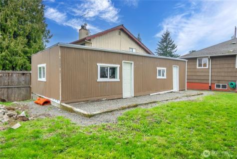 9717 14th Avenue NW Seattle WA 98117