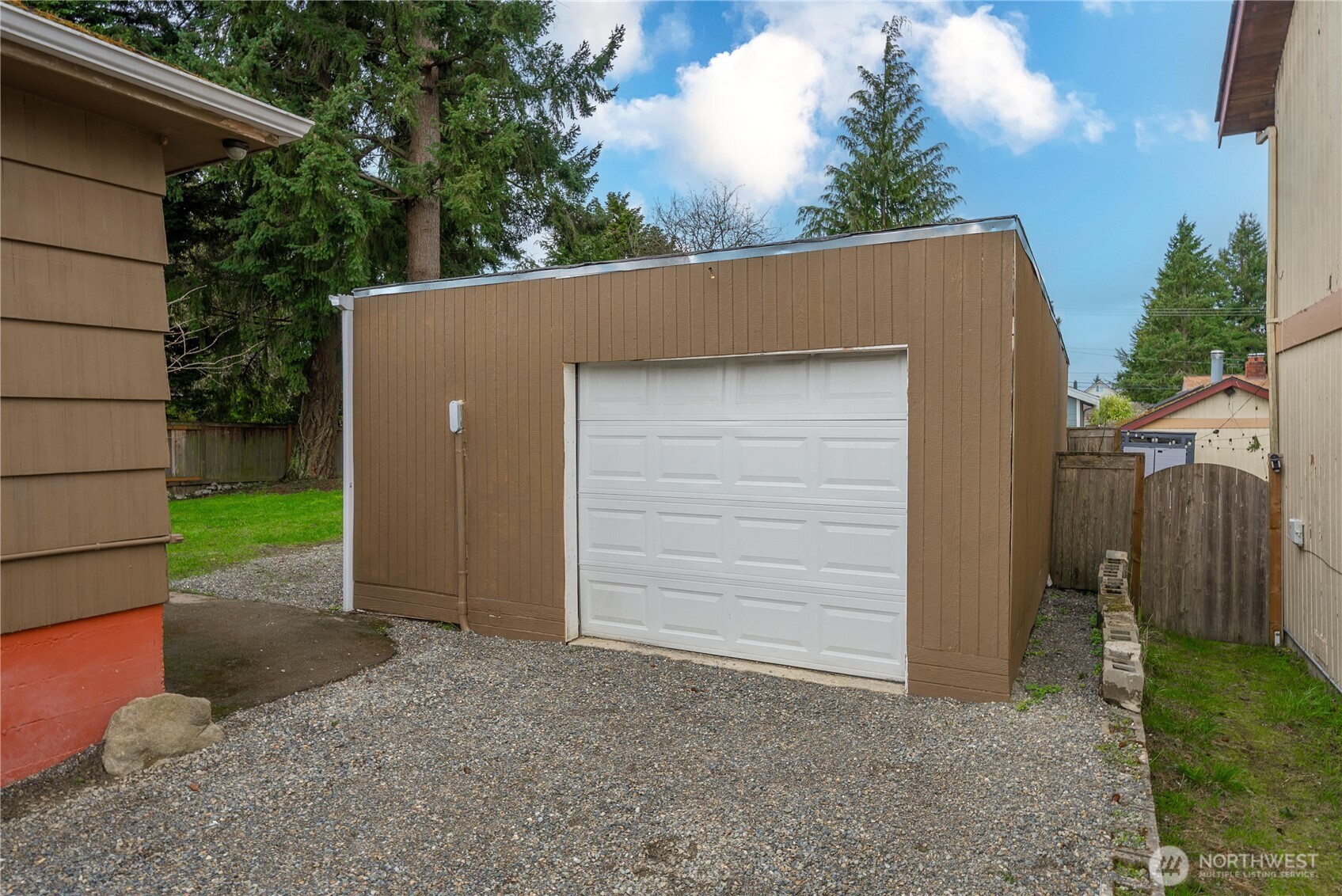 9717 14th Avenue NW Seattle WA 98117