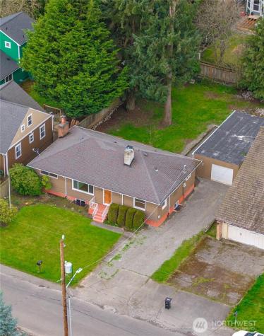 9717 14th Avenue NW Seattle WA 98117