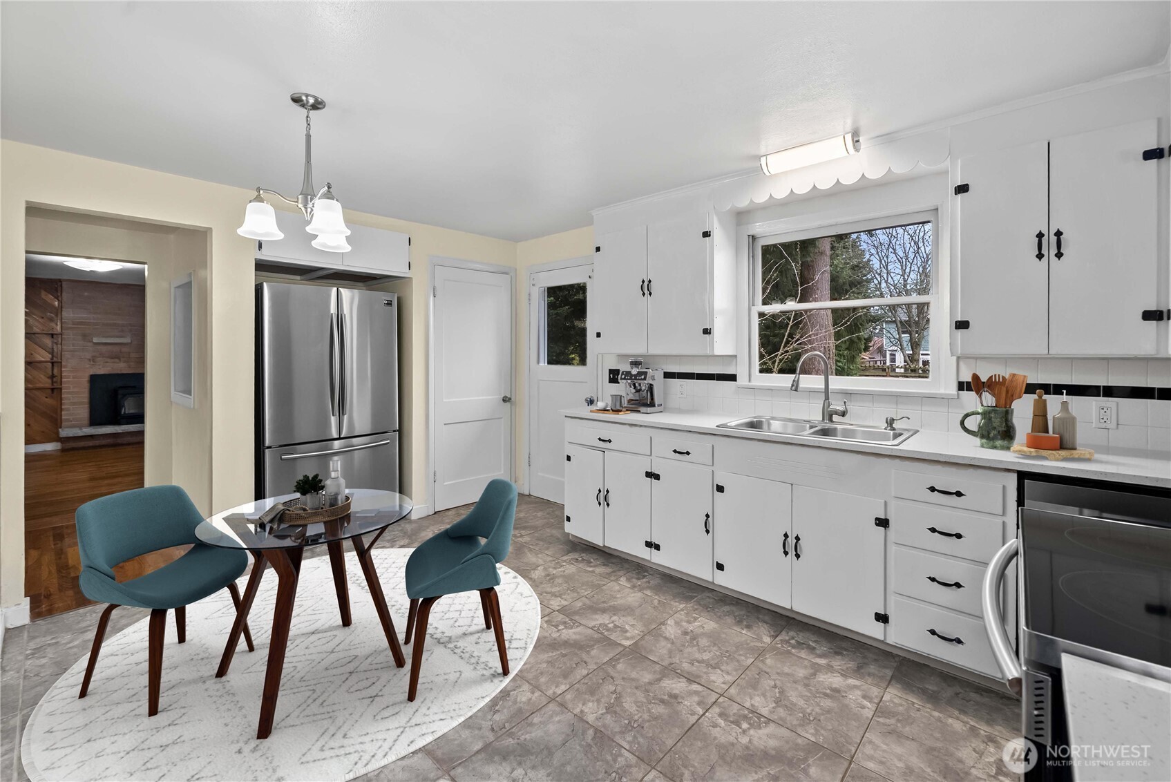 9717 14th Avenue NW Seattle WA 98117