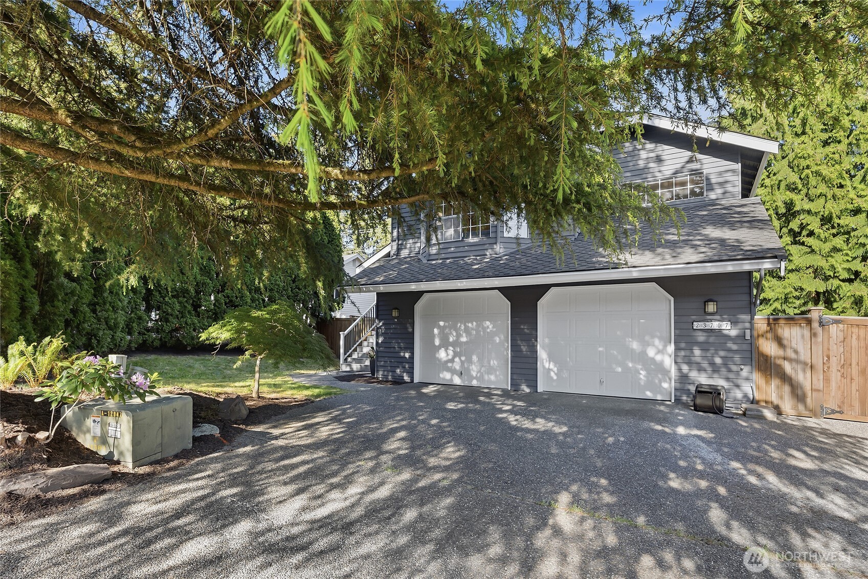 23707 Meridian Place W Bothell WA 98021