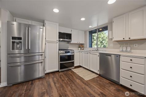 23707 Meridian Place W Bothell WA 98021