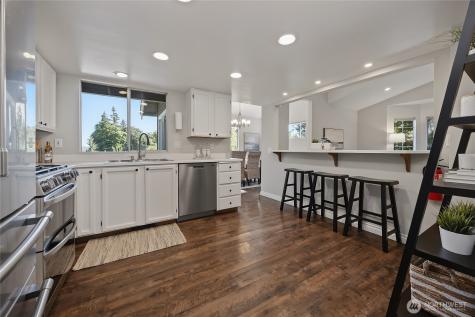 23707 Meridian Place W Bothell WA 98021