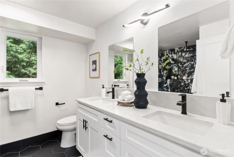 2516 S 367th Place Federal Way WA 98003