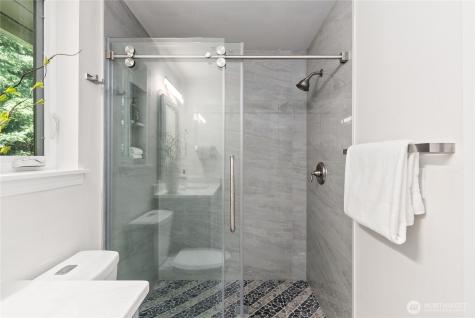 2516 S 367th Place Federal Way WA 98003