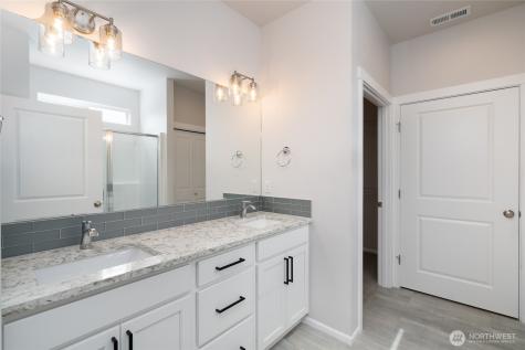 512 Wellington Place Sedro Woolley WA 98284