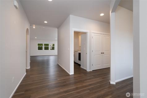 512 Wellington Place Sedro Woolley WA 98284