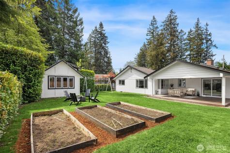 24109 107th Place W Shoreline WA 98020