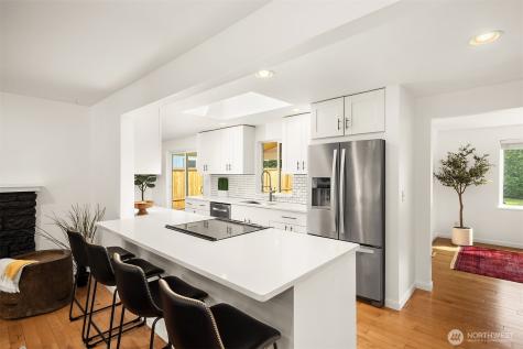24109 107th Place W Shoreline WA 98020