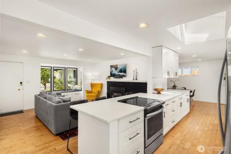 24109 107th Place W Shoreline WA 98020