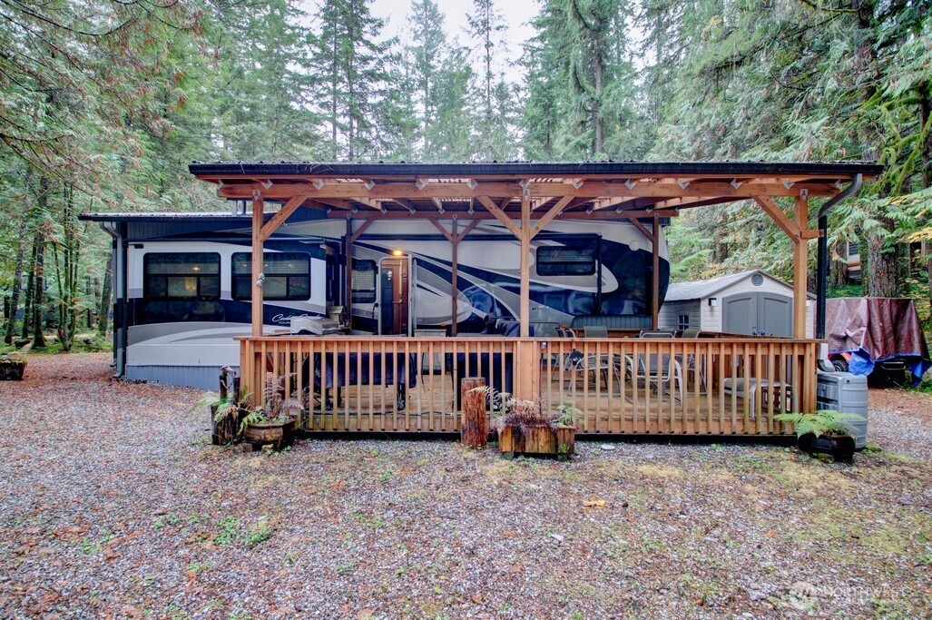 245 Schinn Canyon Court Deming WA 98244