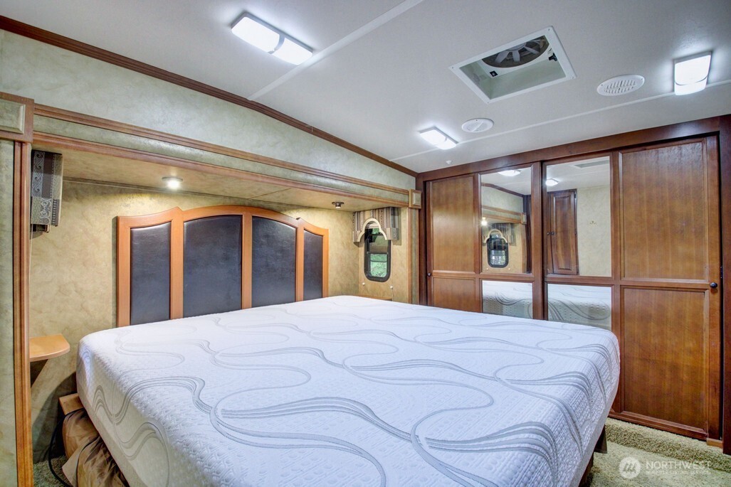 245 Schinn Canyon Court Deming WA 98244