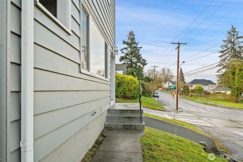 303 S Lafayette Avenue Bremerton WA 98312
