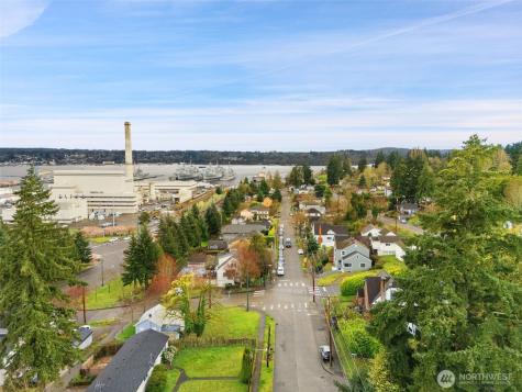 303 S Lafayette Avenue Bremerton WA 98312