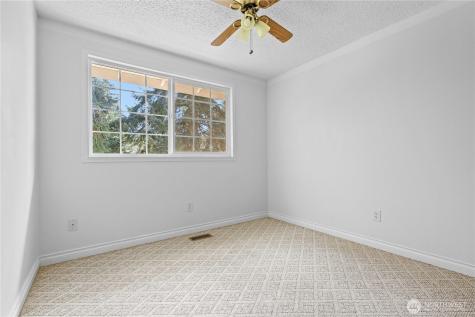 2138 SW 305th Street Federal Way WA 98023