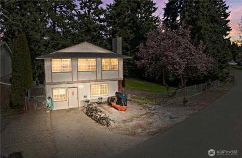 2138 SW 305th Street Federal Way WA 98023