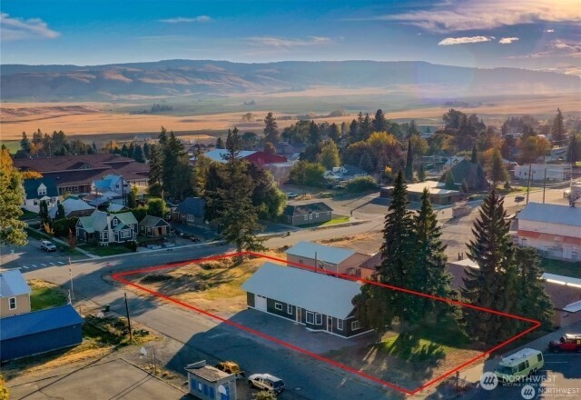 108 S Rainier Street Waterville WA 98858