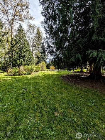 4611 268th Avenue NE Redmond WA 98053