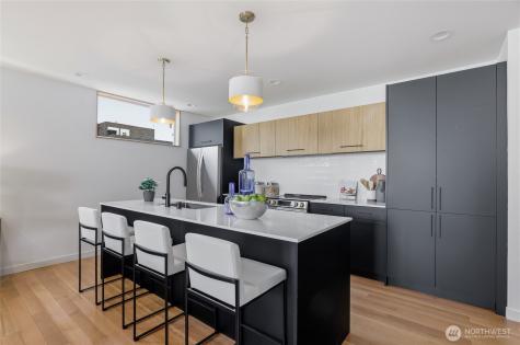 3646 Greenwood Avenue N Seattle WA 98103