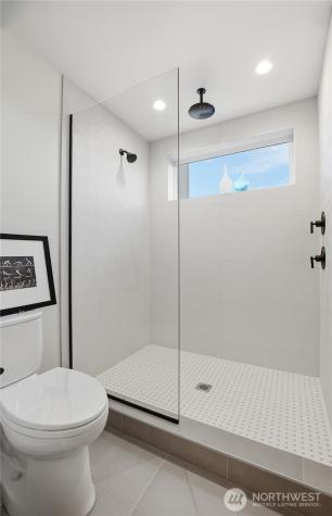 3646 Greenwood Avenue N Seattle WA 98103