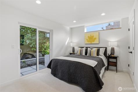 3646 Greenwood Avenue N Seattle WA 98103