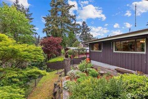 518 N 175th Street Shoreline WA 98133