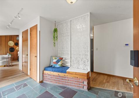 518 N 175th Street Shoreline WA 98133
