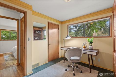 518 N 175th Street Shoreline WA 98133