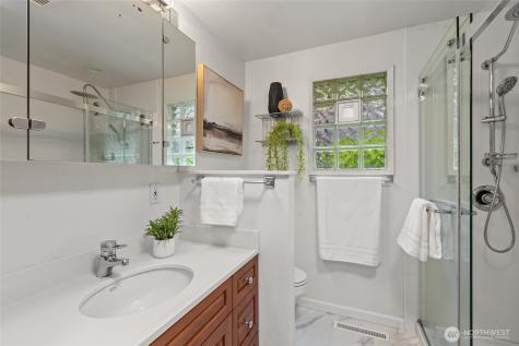 518 N 175th Street Shoreline WA 98133