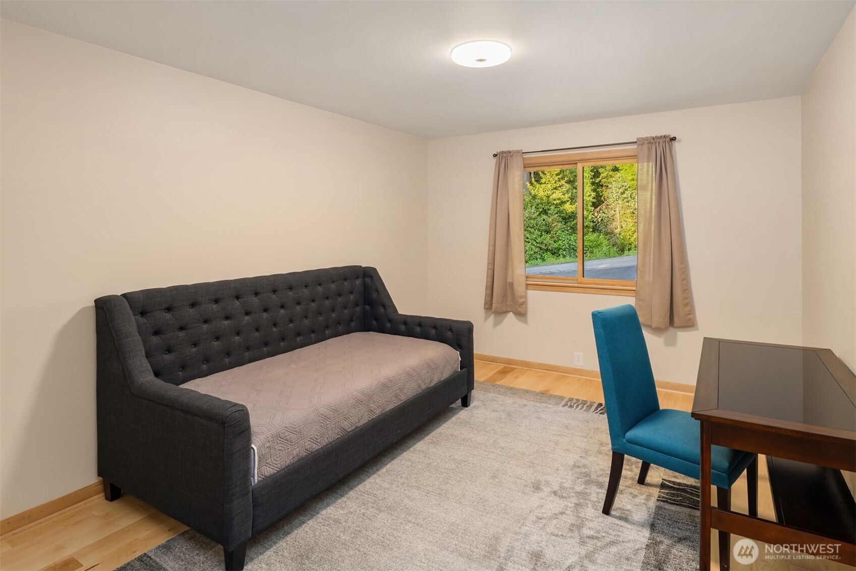 16311 25th Avenue SW Burien WA 98166
