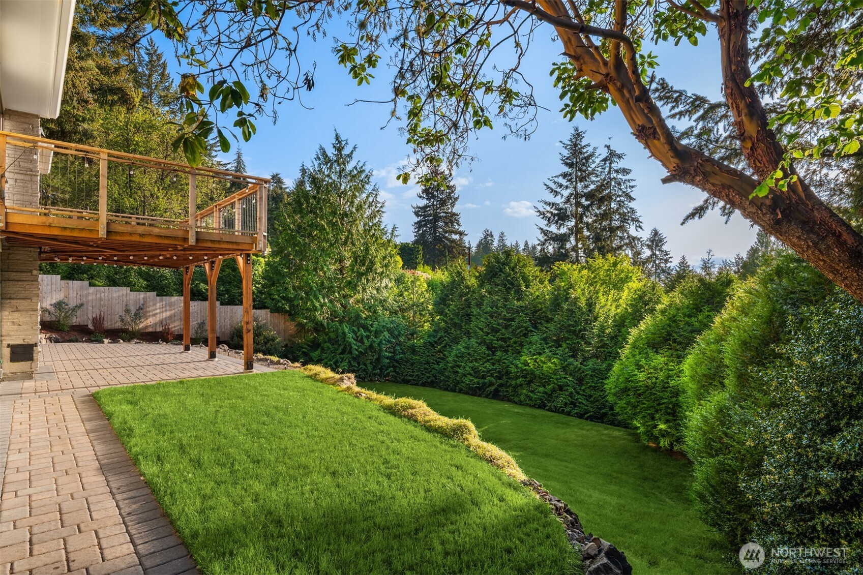 16311 25th Avenue SW Burien WA 98166