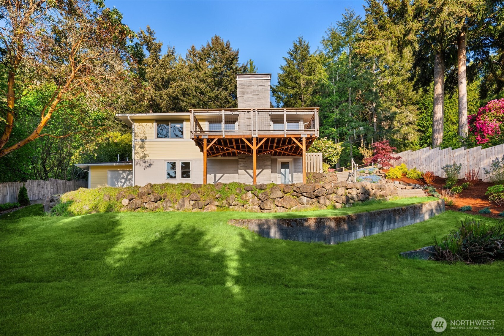 16311 25th Avenue SW Burien WA 98166
