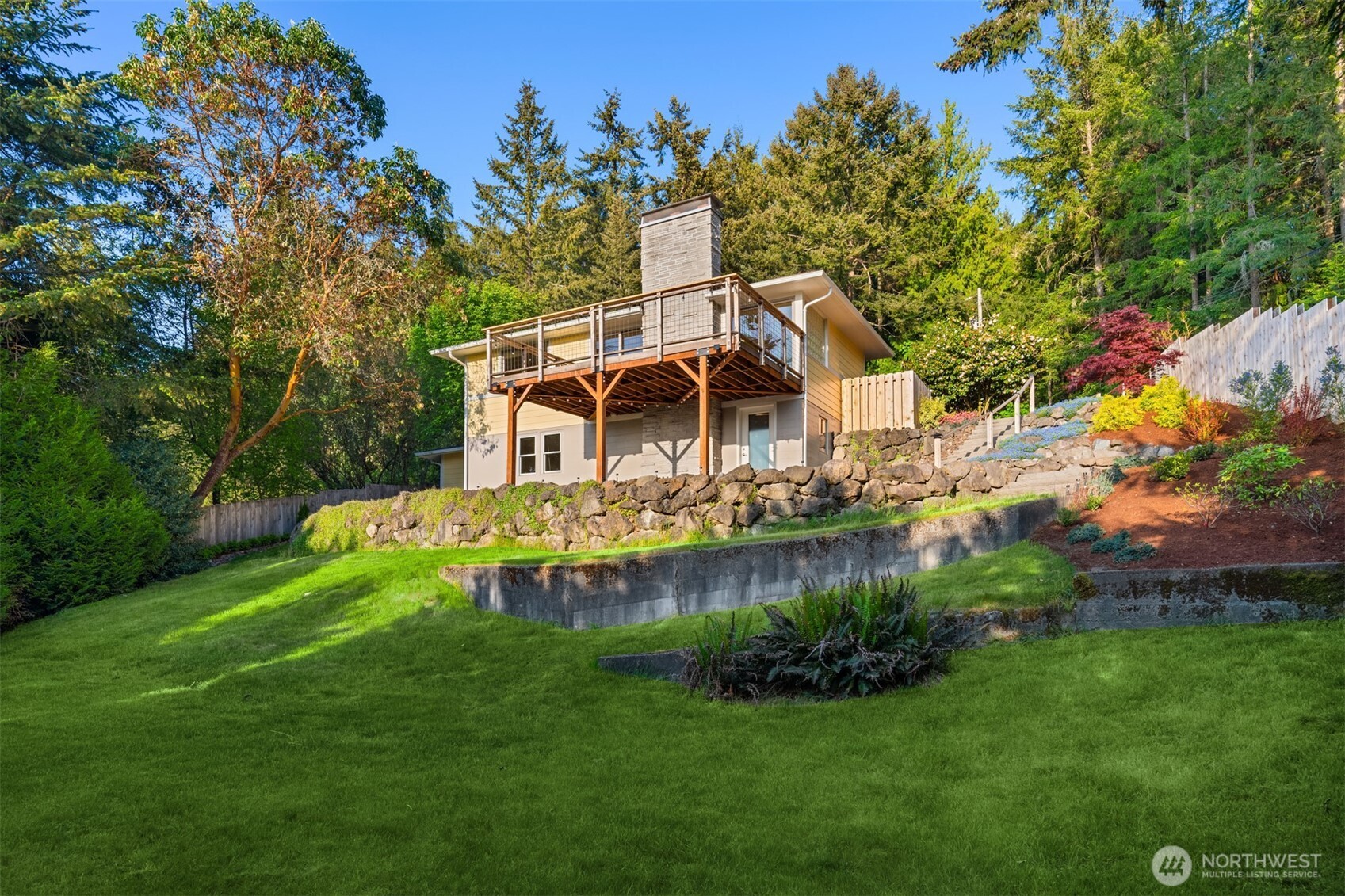 16311 25th Avenue SW Burien WA 98166