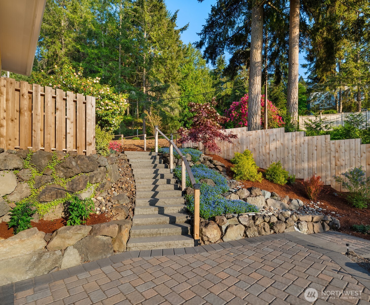16311 25th Avenue SW Burien WA 98166