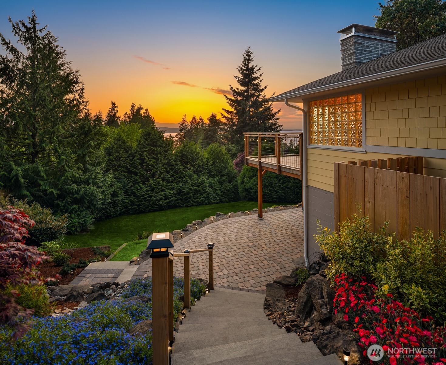 16311 25th Avenue SW Burien WA 98166