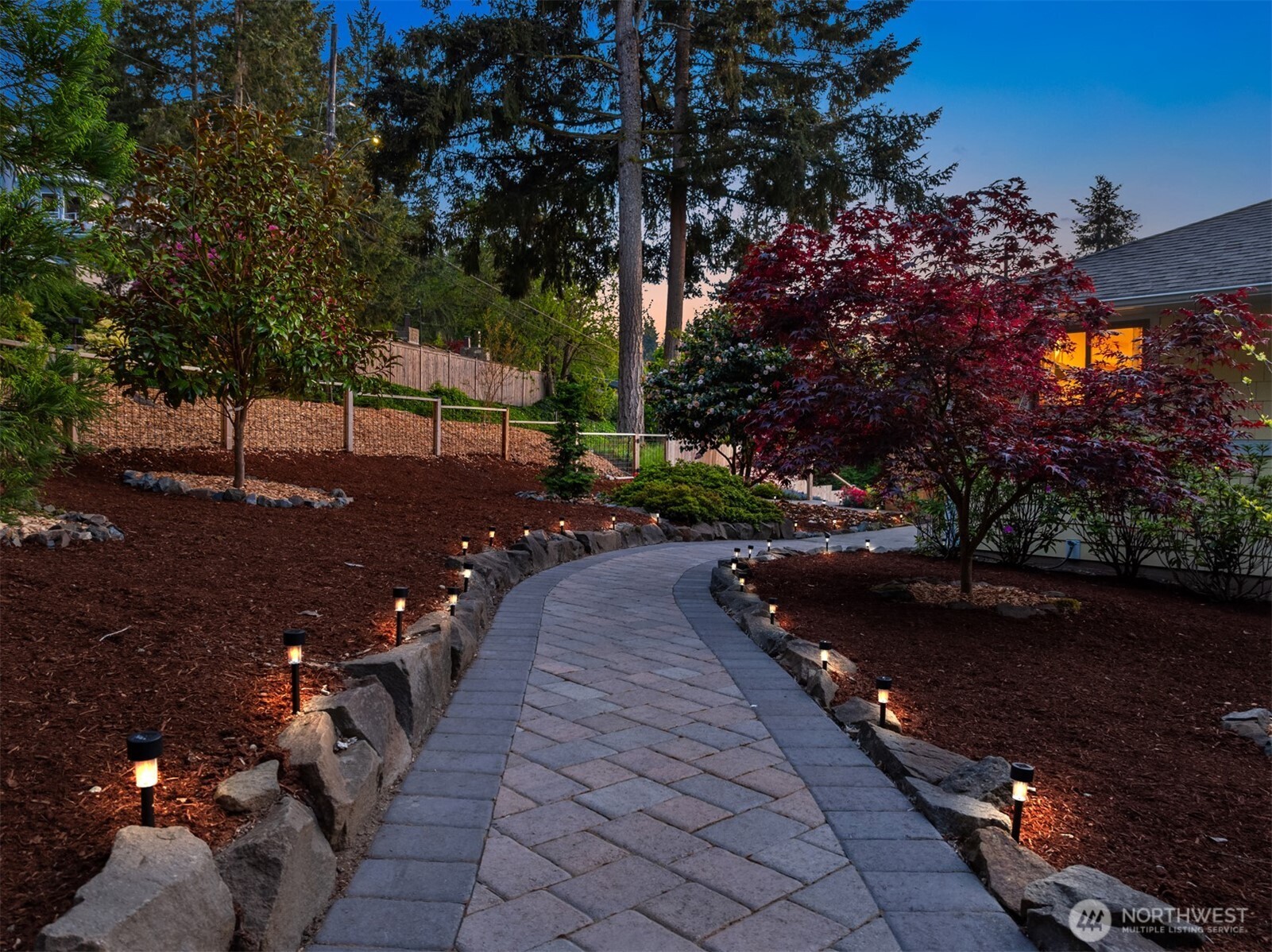 16311 25th Avenue SW Burien WA 98166