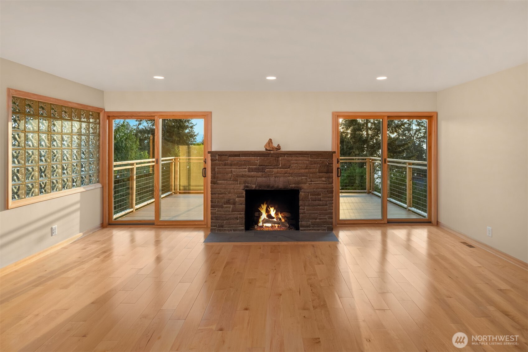 16311 25th Avenue SW Burien WA 98166