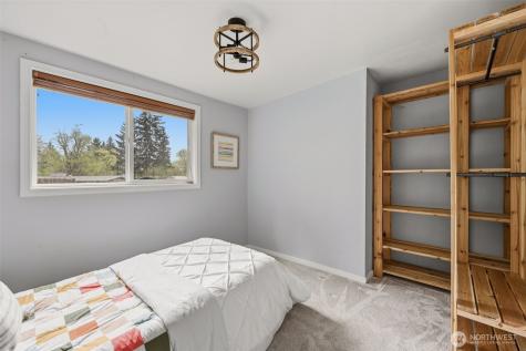 20229 148th Avenue SE Kent WA 98042
