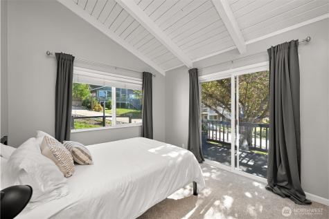 49 N Point Drive Bellingham WA 98229