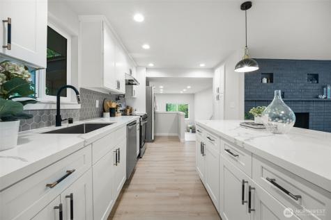 12914 76th Avenue S Seattle WA 98178