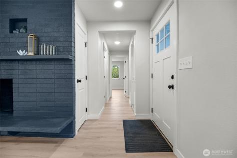 12914 76th Avenue S Seattle WA 98178